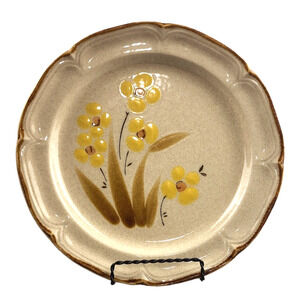 Vintage Hearthside Classics Wellington Hand painted Stoneware 10.5” Dinner Plate